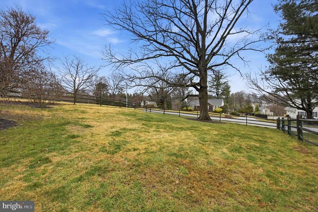 601 CEDAR LN, Villanova, PA 19085