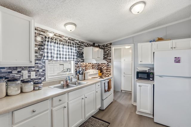 3802 Stern Dr., Conway, SC 29526