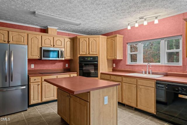 112 Cattle Drive, Sanford, NC 27332