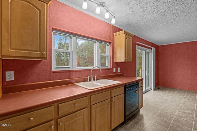 112 Cattle Drive, Sanford, NC 27332