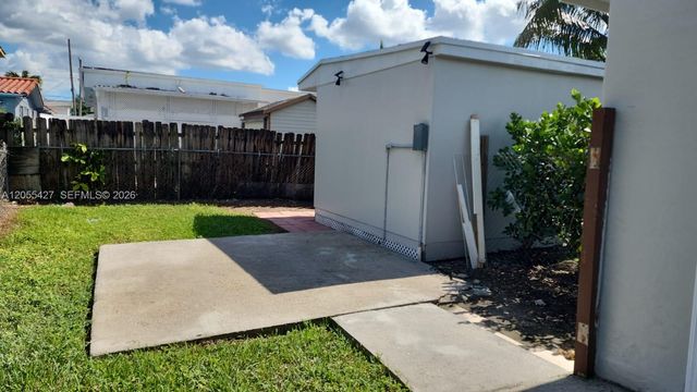 3533 SW 91st Ave A, Miami, FL 33165