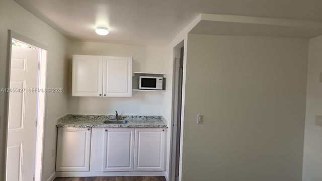 3533 SW 91st Ave A, Miami, FL 33165