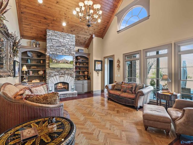 46 Mcmullen Lane SE, Huntsville, AL 35748