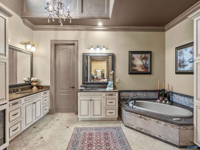 46 Mcmullen Lane SE, Huntsville, AL 35748