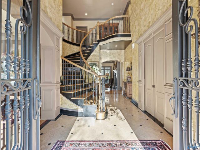 46 Mcmullen Lane SE, Huntsville, AL 35748