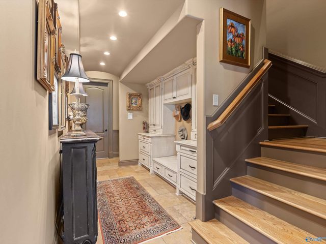 46 Mcmullen Lane SE, Huntsville, AL 35748