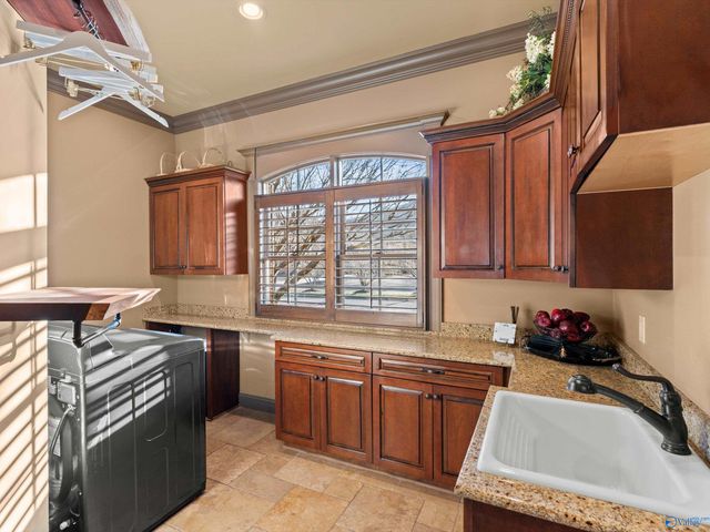 46 Mcmullen Lane SE, Huntsville, AL 35748