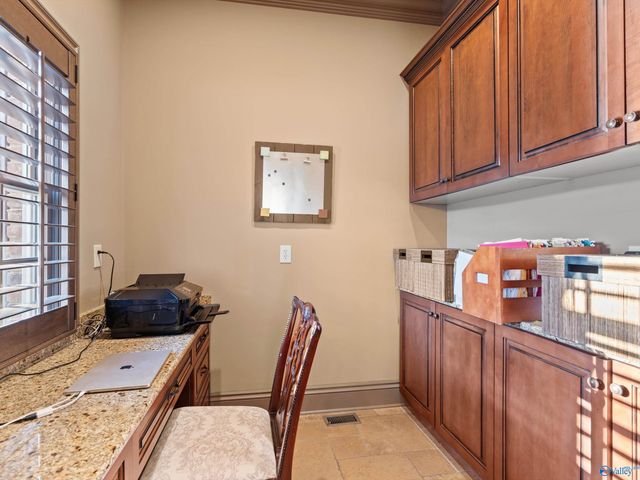 46 Mcmullen Lane SE, Huntsville, AL 35748