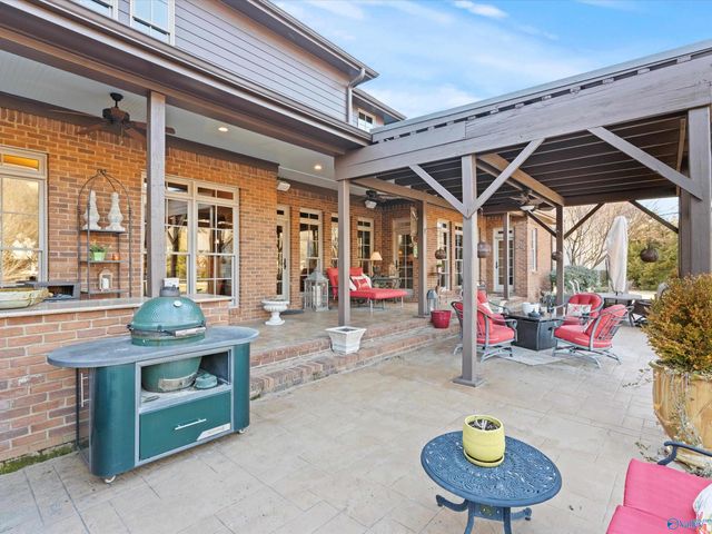 46 Mcmullen Lane SE, Huntsville, AL 35748