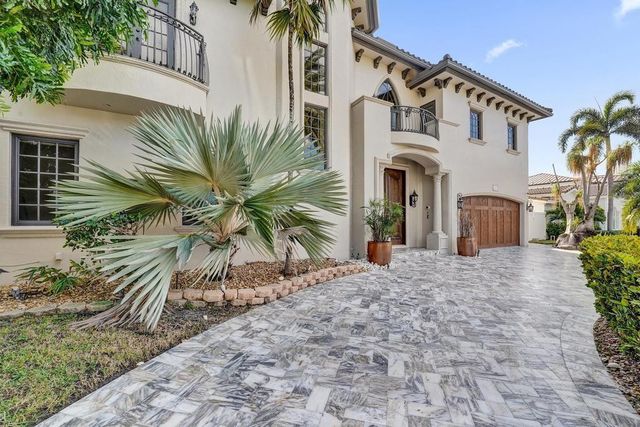 2340 NE 47TH Street, Lighthouse Point, FL 33064