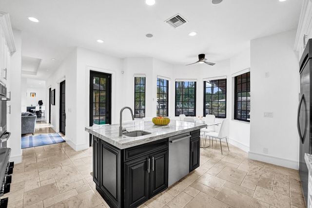 2340 NE 47TH Street, Lighthouse Point, FL 33064