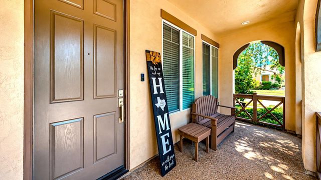 1267 Casual Ln, Turlock, CA 95382