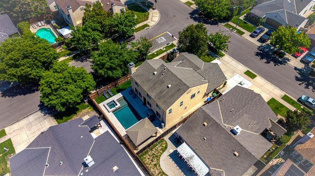 1267 Casual Ln, Turlock, CA 95382