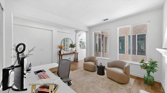 1267 Casual Ln, Turlock, CA 95382