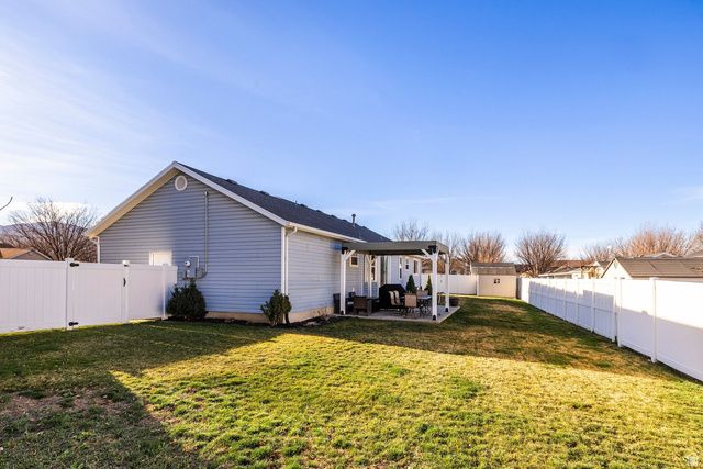 968 S 970 W, Woods Cross, UT 84087