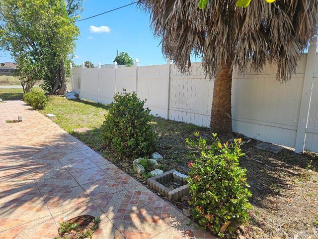 355 SPRING LAKE BOULEVARD NW, Port Charlotte, FL 33952