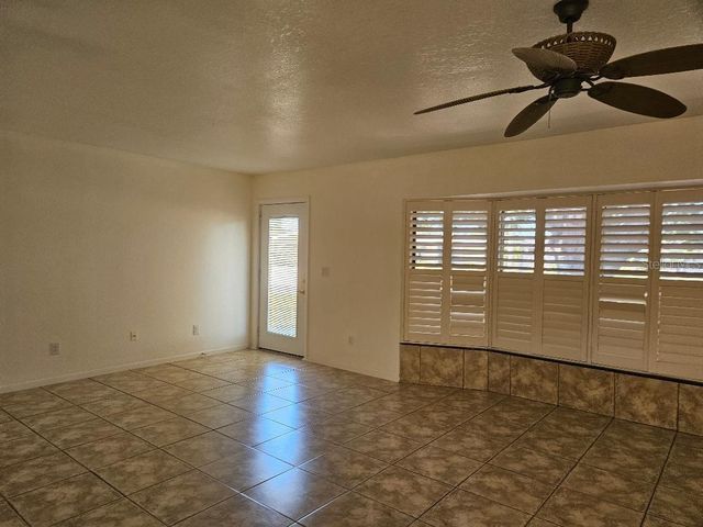 355 SPRING LAKE BOULEVARD NW, Port Charlotte, FL 33952