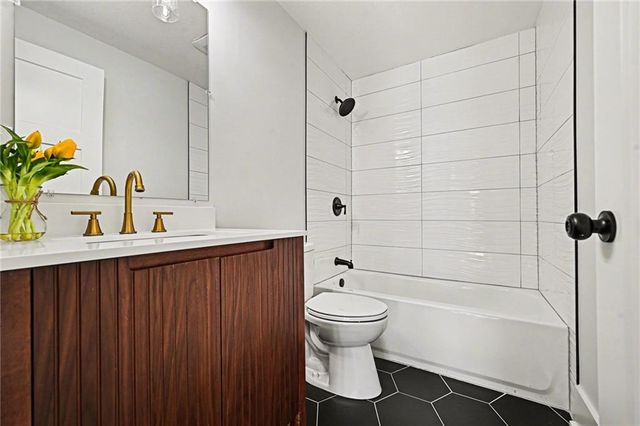 1928 S Boeke Street, Kansas City, KS 66103