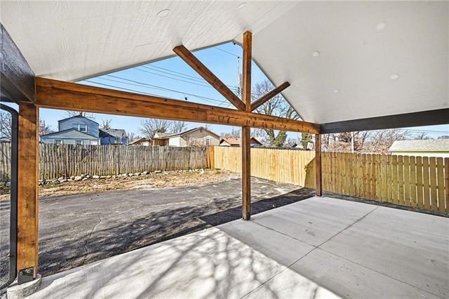 1928 S Boeke Street, Kansas City, KS 66103