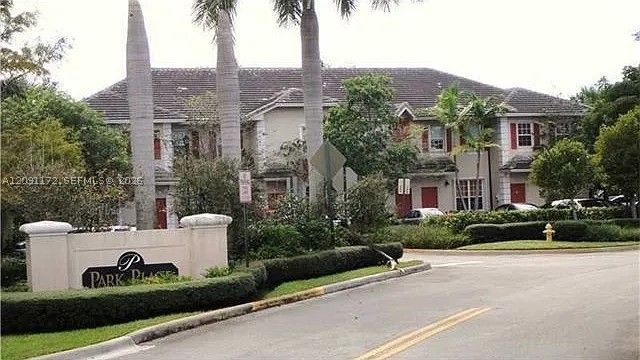 739 NW 42nd Ave, Plantation, FL 33317