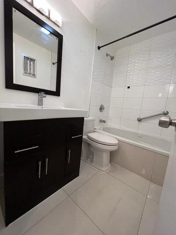 1560 NE 127th Street 113, North Miami, FL 33161