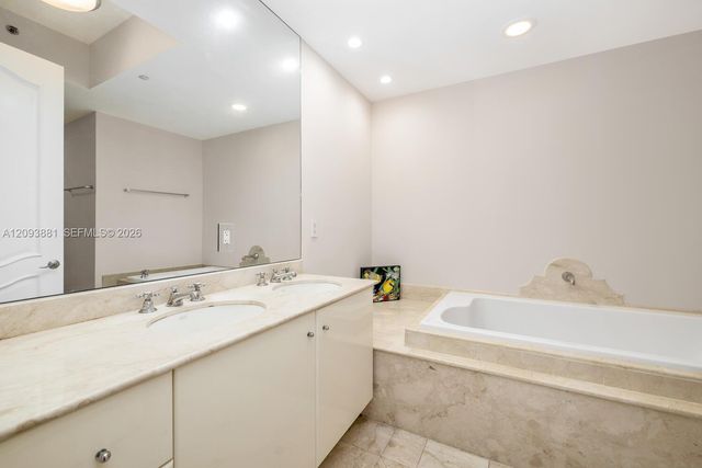 100 S Pointe Drive 1703, Miami Beach, FL 33139