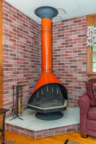 8 Shirley Ter, Kinnelon Boro, NJ 07405