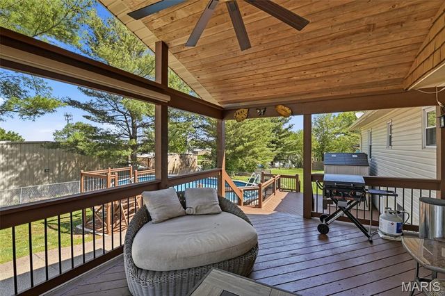 59 Dogwood Lane, St Peters, MO 63376