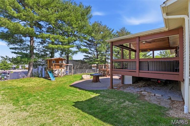 59 Dogwood Lane, St Peters, MO 63376