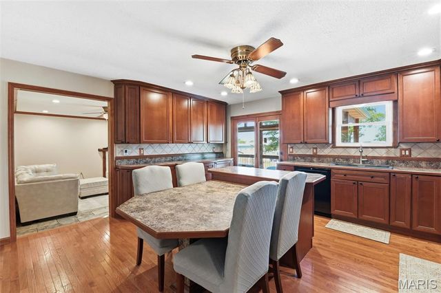 59 Dogwood Lane, St Peters, MO 63376