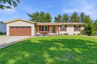 59 Dogwood Lane, St Peters, MO 63376