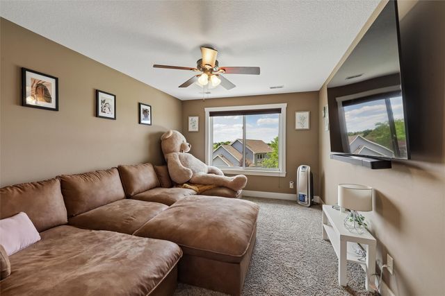 16781 Verona Hills Drive, Clive, IA 50325