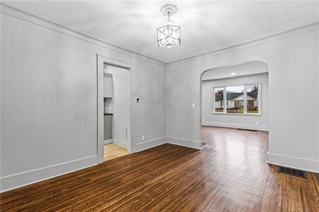 226 Barry Road, Irondequoit, NY 14617