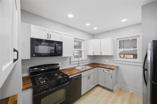 226 Barry Road, Irondequoit, NY 14617