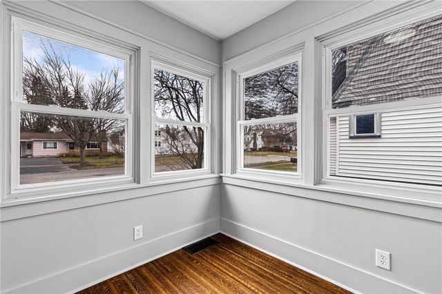 226 Barry Road, Irondequoit, NY 14617