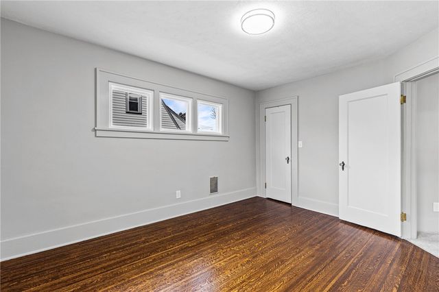 226 Barry Road, Irondequoit, NY 14617