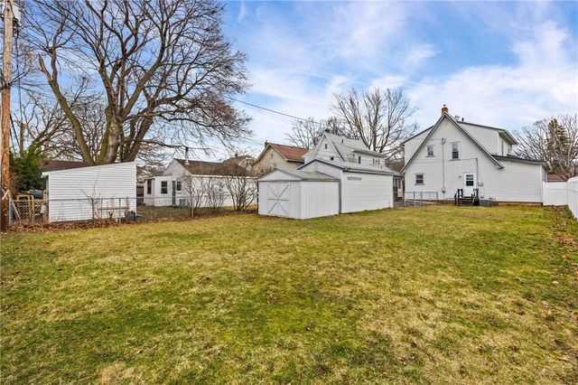 226 Barry Road, Irondequoit, NY 14617