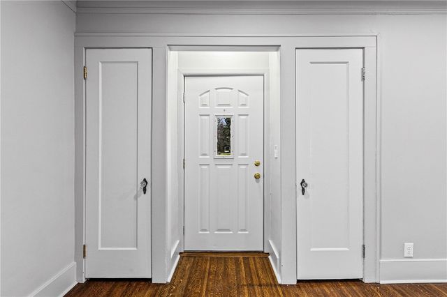 226 Barry Road, Irondequoit, NY 14617