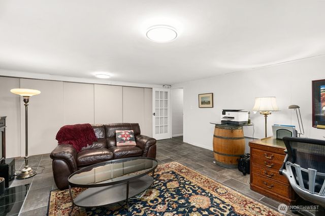 1805 NW 95th Street, Seattle, WA 98117