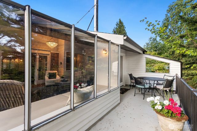 1805 NW 95th Street, Seattle, WA 98117