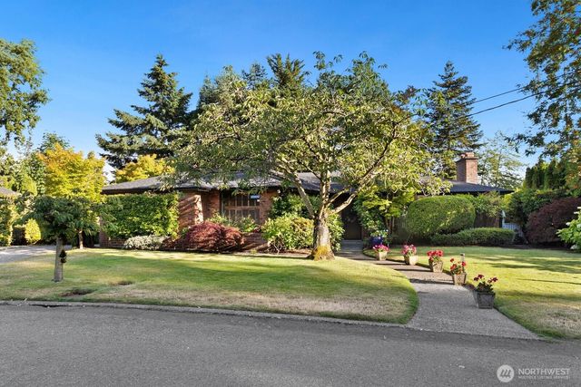 1805 NW 95th Street, Seattle, WA 98117