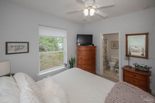 2120 Maria Cir, Pensacola, FL 32514