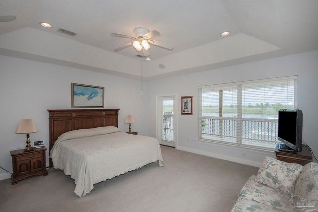 2120 Maria Cir, Pensacola, FL 32514