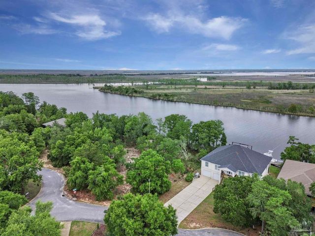 2120 Maria Cir, Pensacola, FL 32514