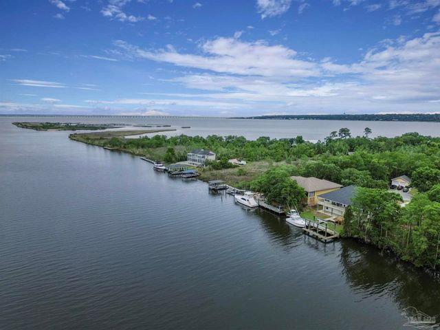 2120 Maria Cir, Pensacola, FL 32514