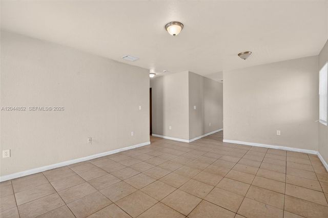 812 NW 70th St, Miami, FL 33150