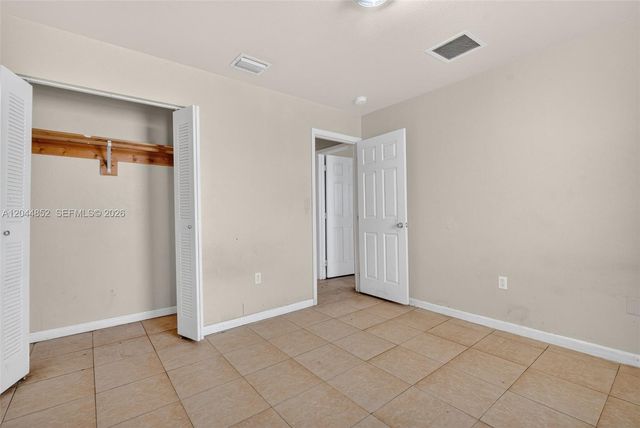 812 NW 70th St, Miami, FL 33150
