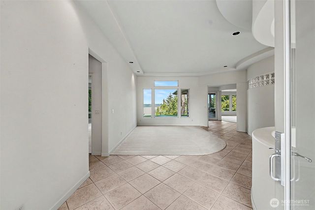 1045 Paha View Drive, Fox Island, WA 98333