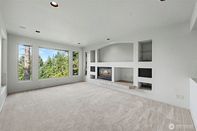 1045 Paha View Drive, Fox Island, WA 98333