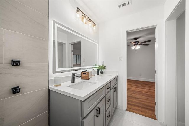 9030 Tanager Street, Houston, TX 77036